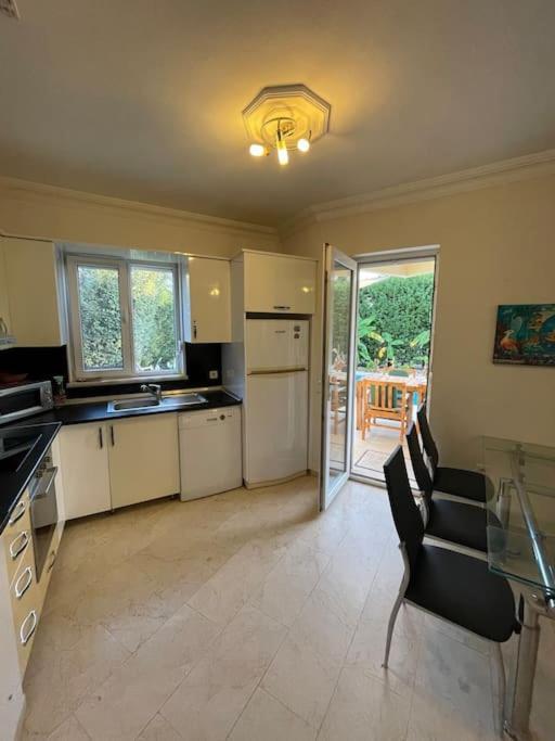Excellent 3 Storey With A Swimming Pool Villa Belek