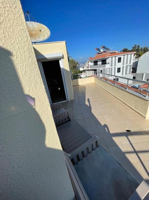 Villa Excellent 3 Storey With A Swimming Pool